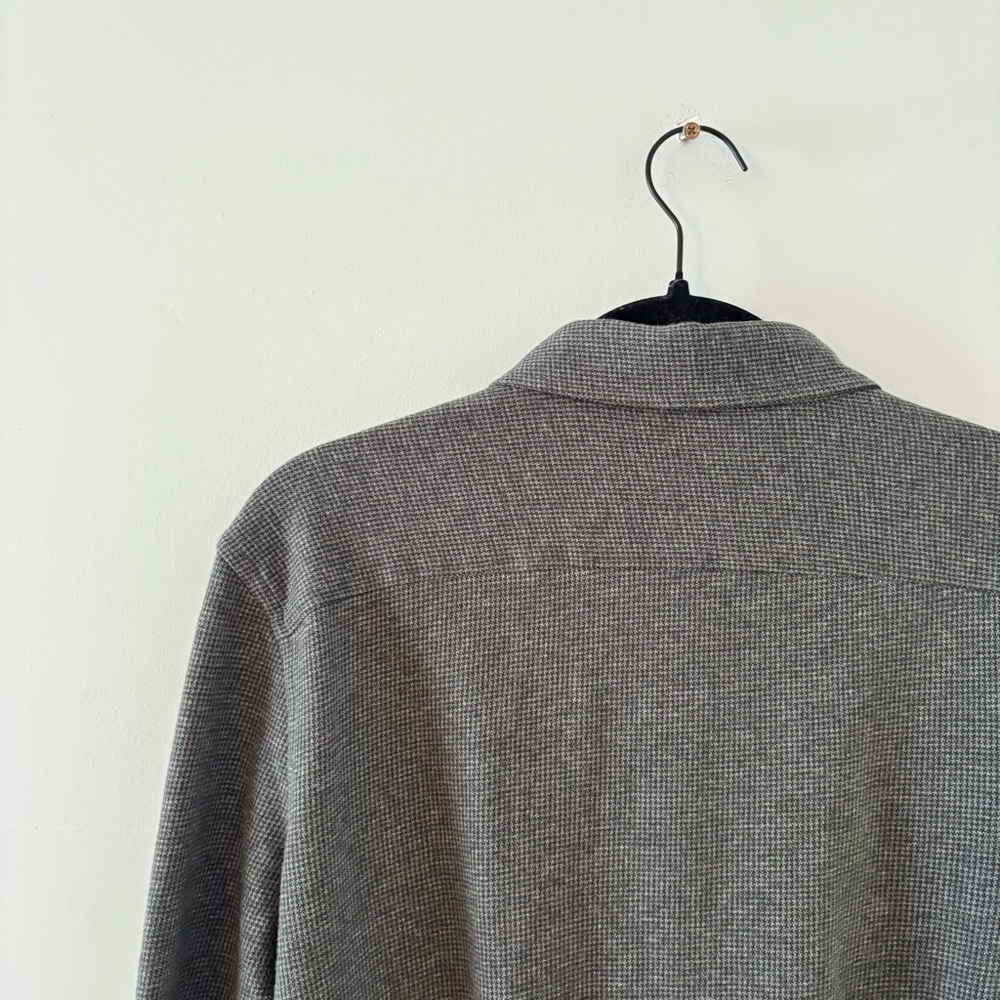 Faherty Men's Gray Button-Down Casual Shirt - Picture 6 of 7